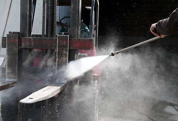 Best Roof Power Washing Services  in Bainbridge, OH